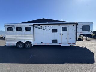 Used Horse Trailer