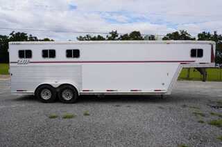 Used Horse Trailer