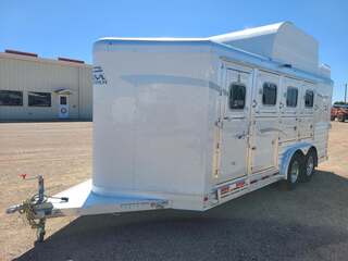 New Horse Trailer