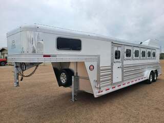 New Horse Trailer