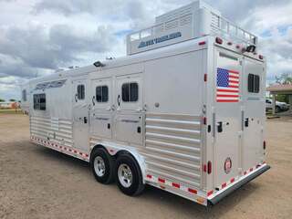 Used Horse Trailer