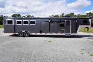 New Horse Trailer