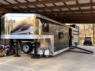 Used Horse Trailer