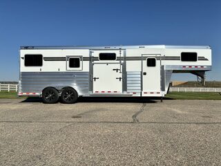 New Horse Trailer