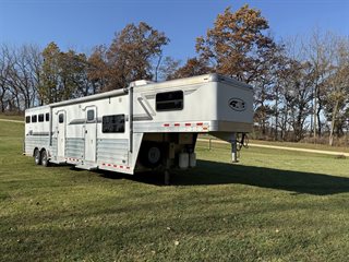 Used Horse Trailer