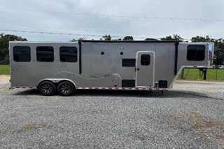 New Horse Trailer