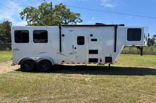 New Horse Trailer